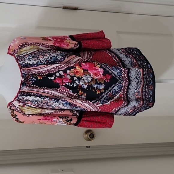 Bila Size S Tie Neckline Boho / Handkerchief Print Bell Sleeve Top, EUC - Picture 6 of 13